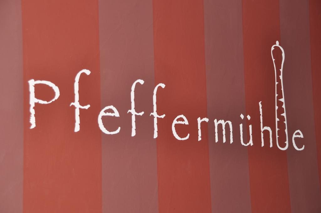 Rennsteighotel Herrnberger Hof Neuhaus am Rennweg Exterior foto